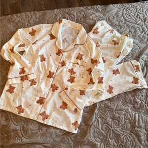 Cozy Cream and Brown bear NWOT Pajamas size S